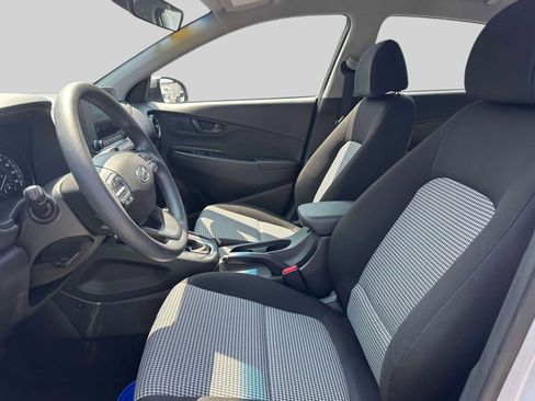Used 2022 Hyundai Kona SE w/ Cargo Package image 14