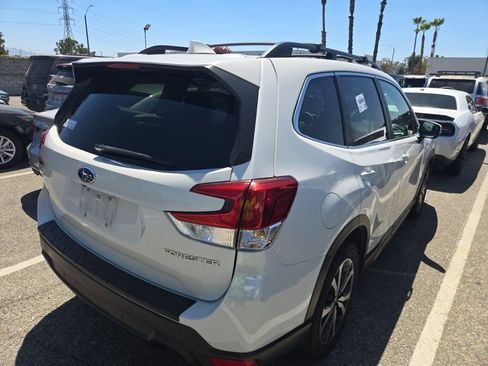 Used 2020 Subaru Forester Limited w/ Popular Package #3 AWD/4WD image 2