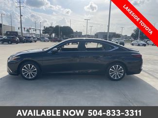 Used 2022 Lexus ES 350 w/ Accessory Package 2 FWD video 2