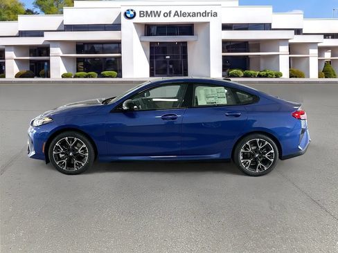 Used 2026 BMW 228i xDrive w/ Technology Package AWD/4WD image 4