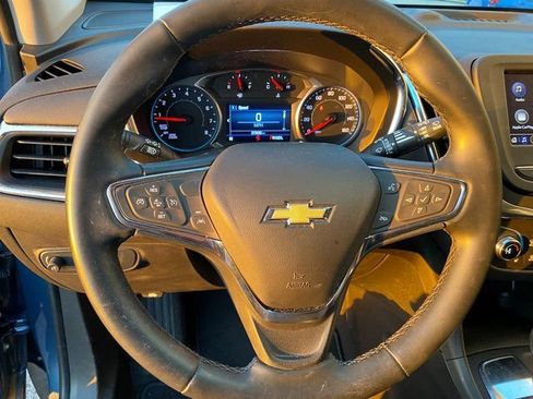 Used 2024 Chevrolet Equinox LT FWD image 29
