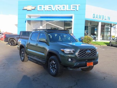 Used 2022 Toyota Tacoma TRD Sport image 1
