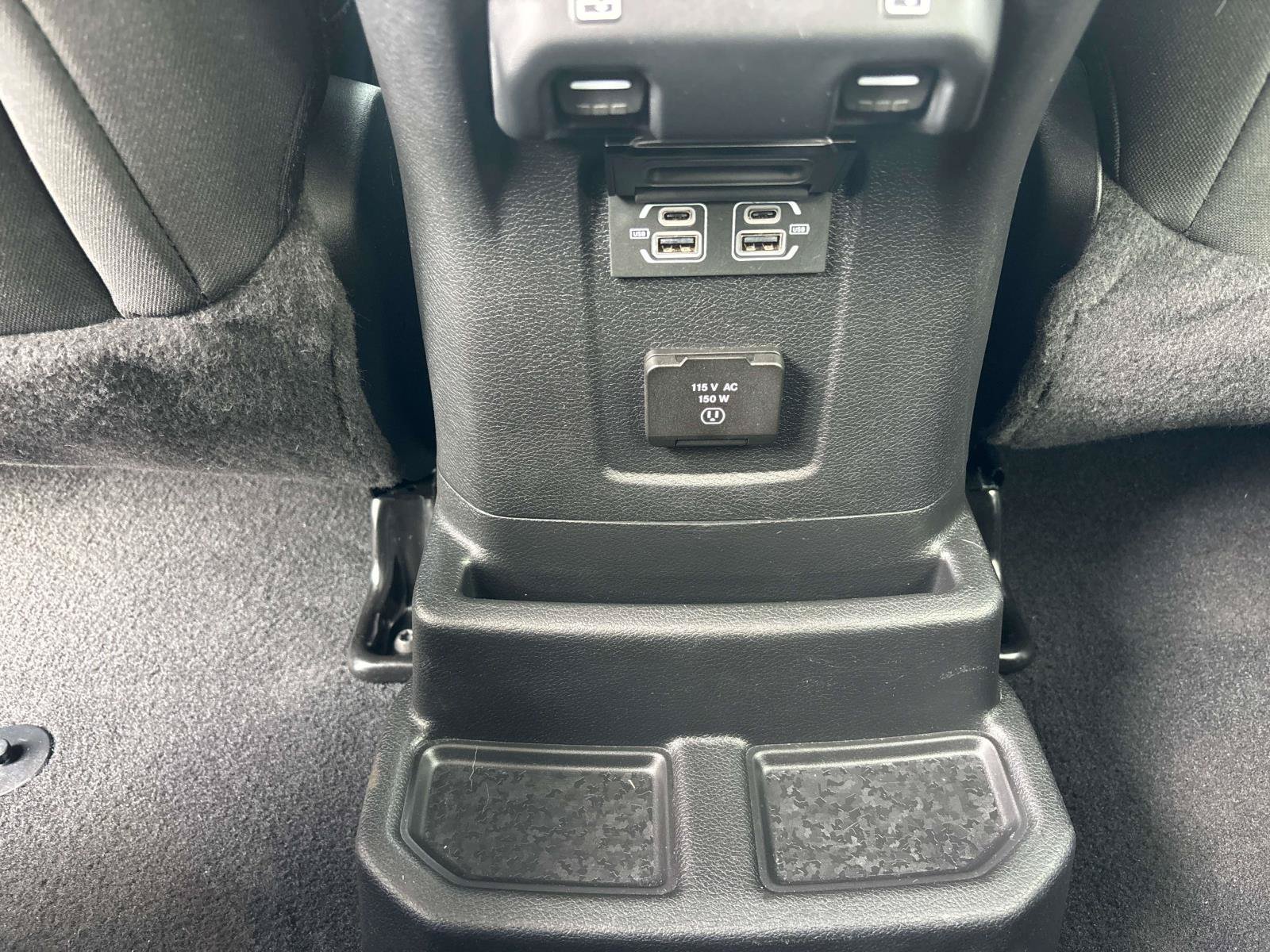 Used 2023 Jeep Wrangler Unlimited Rubicon 4xe w/ Cold Weather Group AWD/4WD image 11