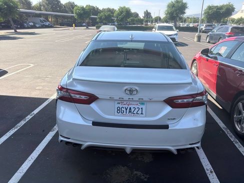 Certified 2019 Toyota Camry XSE FWD image 6