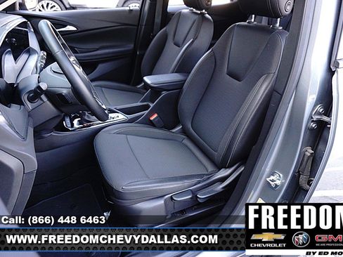 Certified 2025 Buick Encore GX Preferred FWD image 9