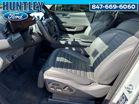 Used 2024 Kia EV9 Land image 20