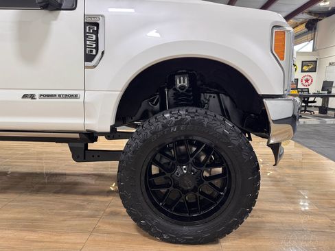 Used 2019 Ford F350 King Ranch w/ King Ranch Ultimate Package image 4