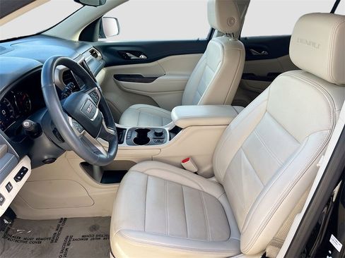 Used 2023 GMC Acadia Denali w/ Black Diamond Edition image 22