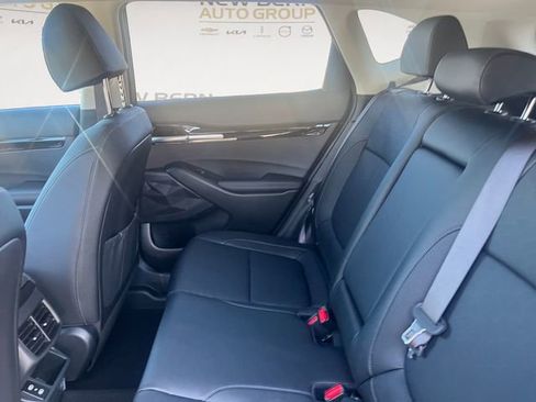 New 2026 Kia Seltos EX FWD image 13