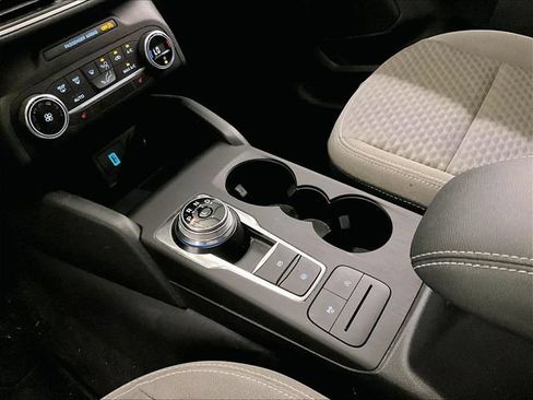 Used 2020 Ford Escape SE AWD/4WD image 16