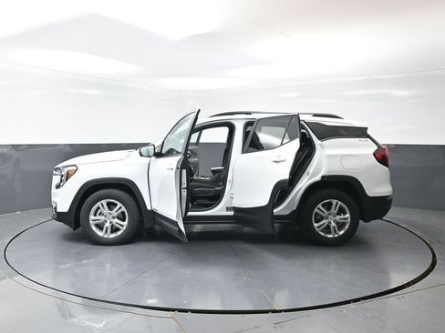 Used 2022 GMC Terrain SLE w/ Driver Convenience Package AWD/4WD image 60