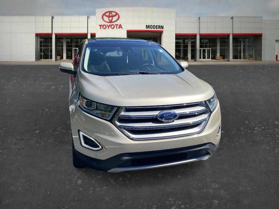 Used 2018 Ford Edge Titanium w/ Equipment Group 302A AWD/4WD image 27