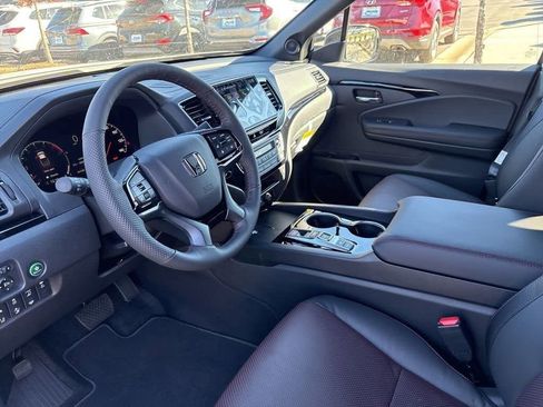 New 2026 Honda Ridgeline Black Edition image 13