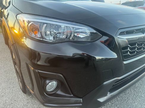 Used 2019 Subaru Crosstrek 2.0i Premium image 4