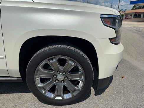 Used 2015 Chevrolet Tahoe LTZ RWD image 7