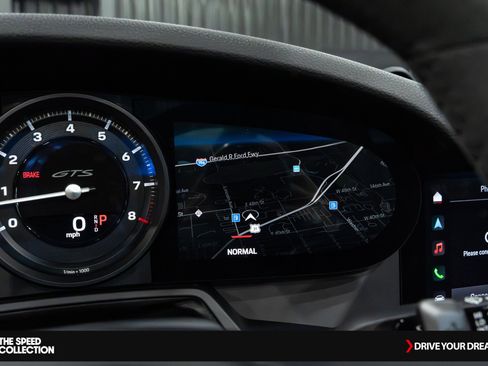 Used 2024 Porsche 911 Targa 4 GTS w/ Premium Package image 40