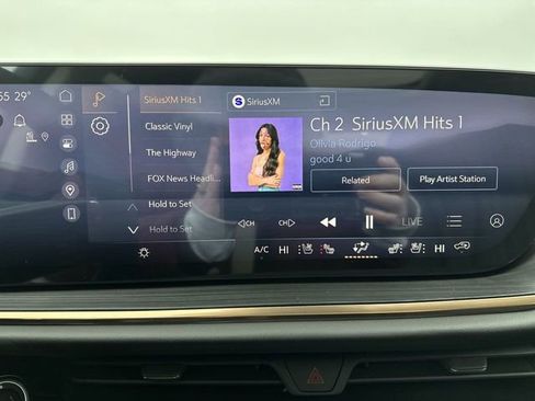 New 2026 Buick Envision Avenir image 13