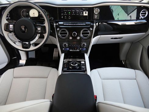New 2026 Rolls-Royce Cullinan AWD/4WD image 4