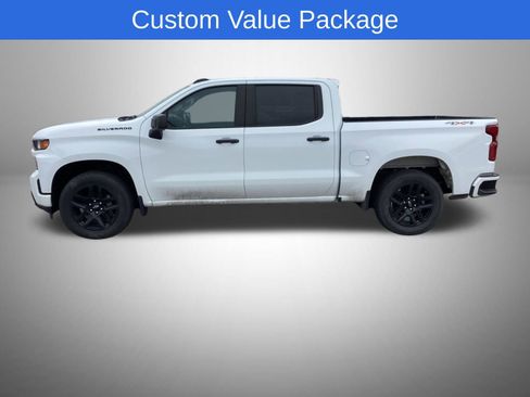 Certified 2022 Chevrolet Silverado 1500 Custom w/ LPO, Blackout Package AWD/4WD image 2