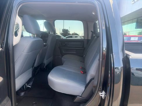 Used 2017 RAM 2500 Tradesman w/ Chrome Appearance Group AWD/4WD image 19