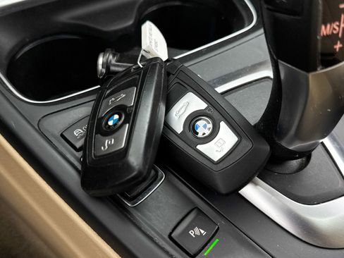 Used 2015 BMW 320i xDrive 320i xDrive image 33