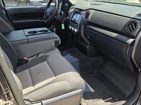 Used 2017 Toyota Tundra SR RWD image 11