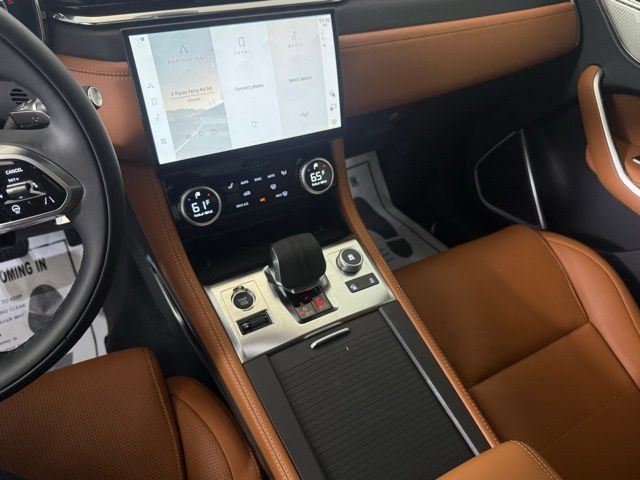 New 2026 Jaguar F-PACE R-Dynamic S AWD/4WD image 40