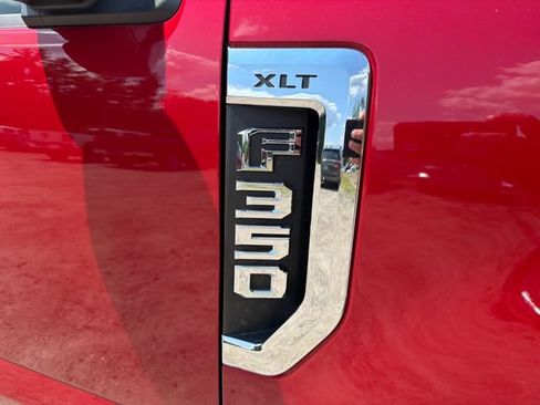 Used 2022 Ford F350 XLT w/ XLT Value Package AWD/4WD image 9
