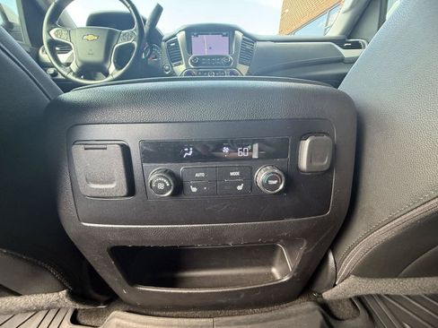 Used 2018 Chevrolet Tahoe LT w/ Luxury Package AWD/4WD image 17