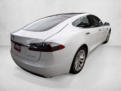 Used 2020 Tesla Model S Long Range image 4