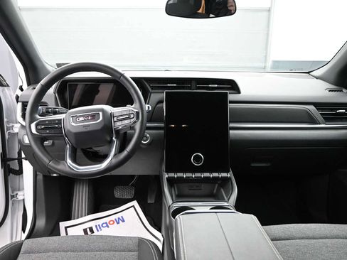 Used 2026 GMC Terrain Elevation w/ Black Edition AWD/4WD image 23