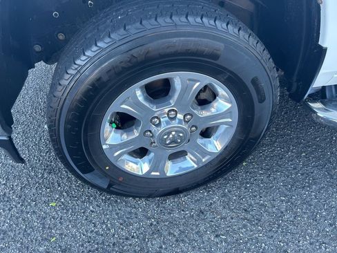 Used 2024 RAM 2500 Big Horn image 10