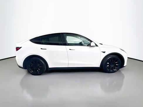 Used 2020 Tesla Model Y Long Range AWD/4WD image 6