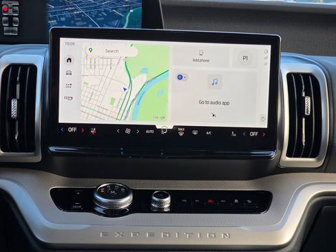 New 2026 Ford Expedition Max Active image 13