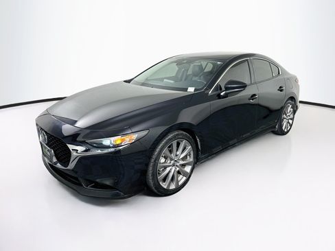 Used 2019 MAZDA MAZDA3 AWD Sedan w/ Preferred Package image 3