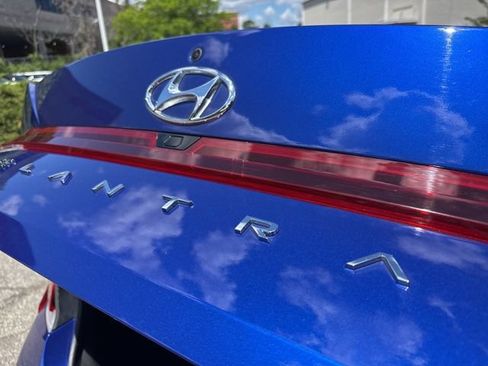 Used 2023 Hyundai Elantra SEL w/ Convenience Package FWD image 16