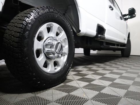 Used 2024 Ford F350 XLT image 35