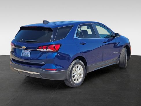 Used 2022 Chevrolet Equinox LT FWD image 4