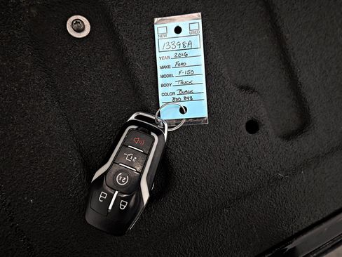 Used 2016 Ford F150 Lariat w/ Equipment Group 502A Luxury image 39