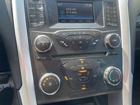 Used 2016 Ford Fusion SE FWD image 23