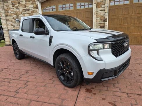 New 2025 Ford Maverick XLT w/ XLT Luxury Package image 1