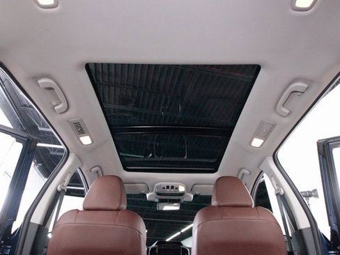 Used 2019 Subaru Ascent Touring w/ Popular Package #3 image 40