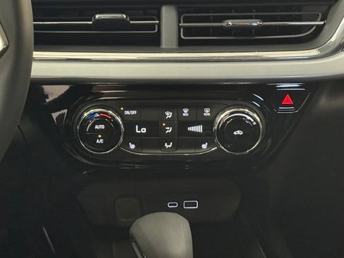 New 2026 Chevrolet Trax LT w/ Driver Confidence Package FWD image 15