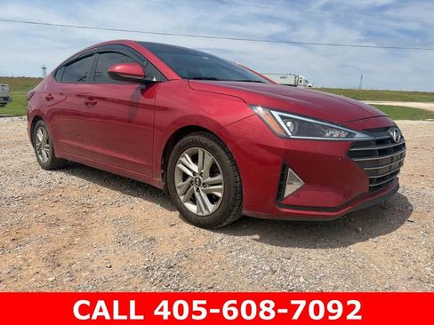 Used 2019 Hyundai Elantra SEL FWD image 1