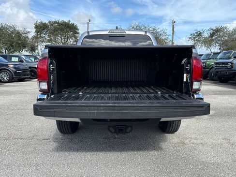 Used 2020 Toyota Tacoma SR5 image 25