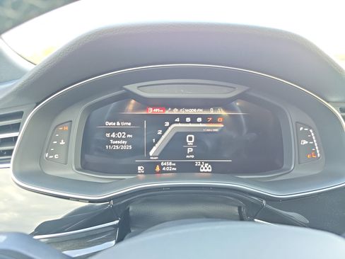 Certified 2025 Audi Q8 Premium Plus w/ Premium Plus Package image 17