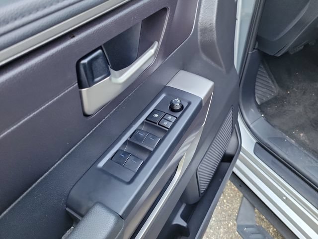 Used 2023 Toyota Tundra SR5 w/ SR5 Convenience Package AWD/4WD image 15