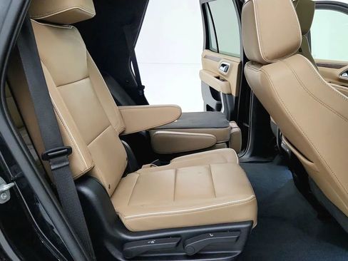Used 2023 Chevrolet Tahoe Premier image 38