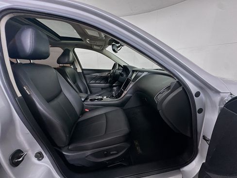 Used 2017 INFINITI Q50 Premium w/ 2.0T Premium Plus Package image 30