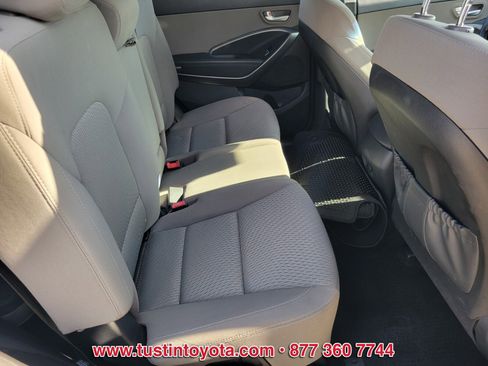 Used 2018 Hyundai Santa Fe SE w/ Cargo Package image 14